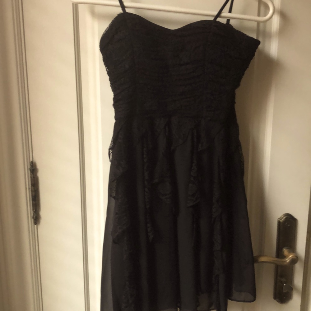 Le Chateau strapless black dress